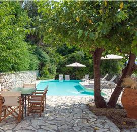 3 bedroom villa with heated pool in Kassiopi, Corfu, sleeps 6